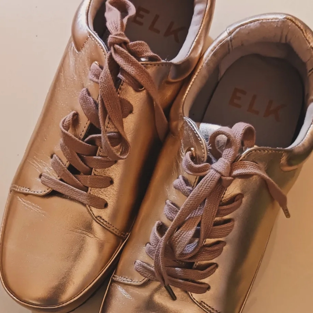 ELK shoes